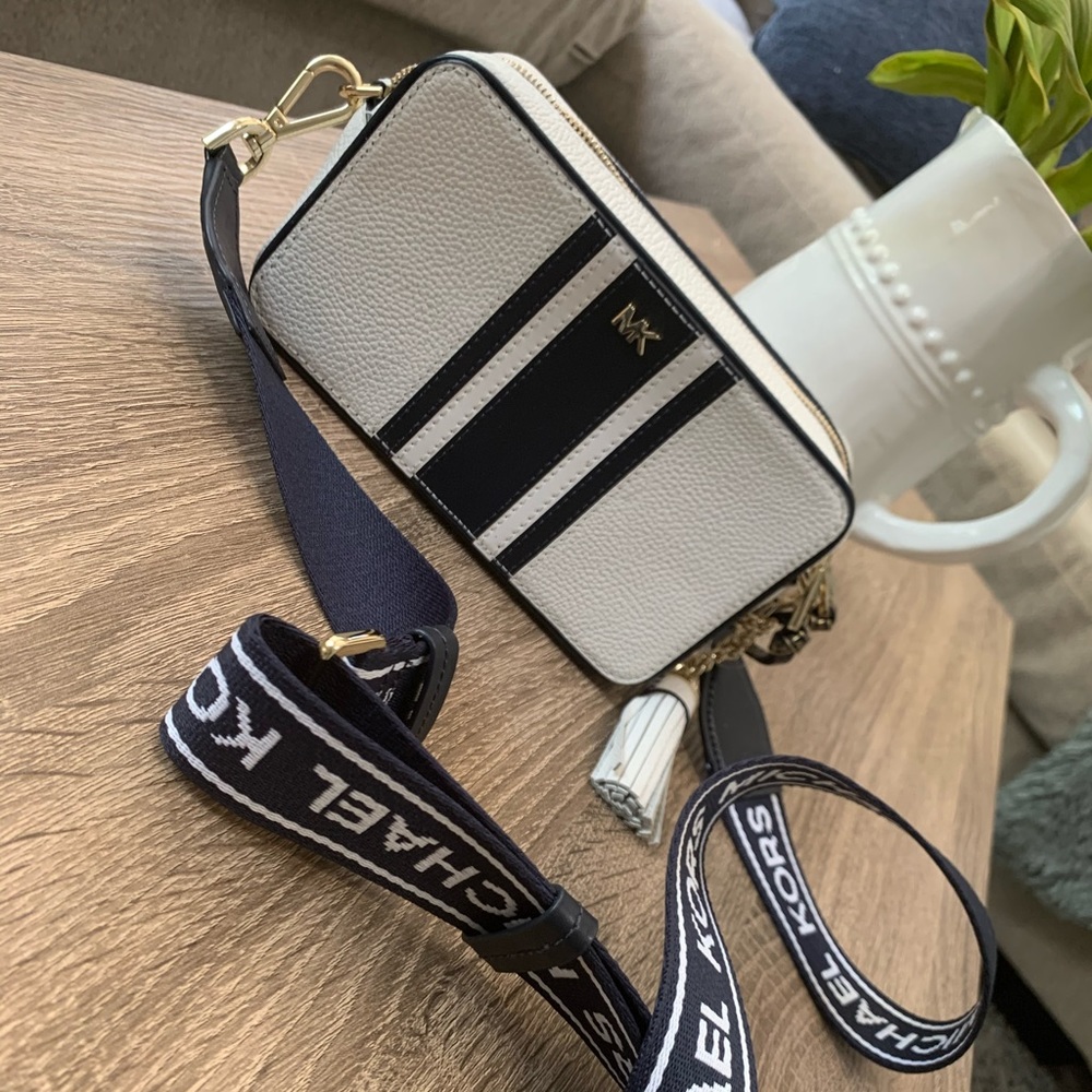 Michael Kors crossbody bag!!!